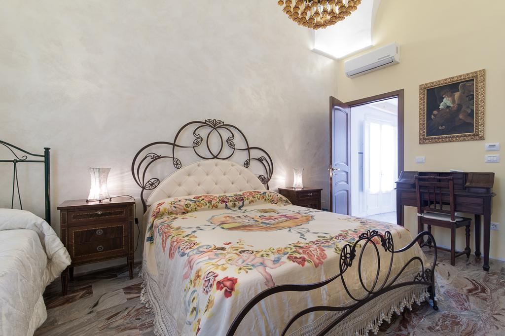 Bed and Breakfast Palazzo Osanna Нардо Екстер'єр фото