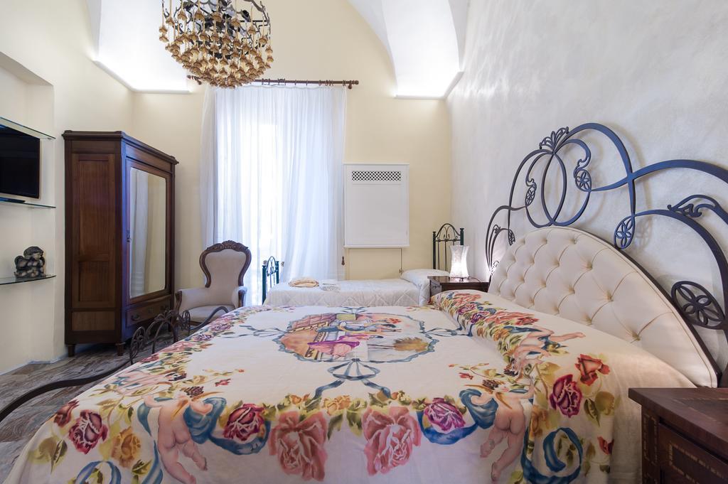 Bed and Breakfast Palazzo Osanna Нардо Екстер'єр фото