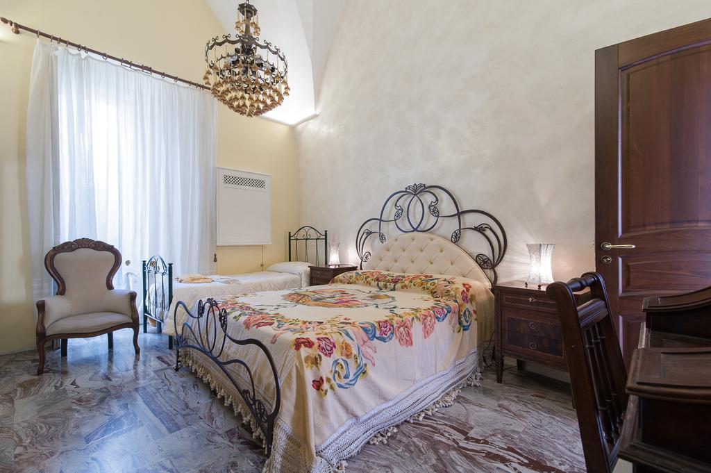 Bed and Breakfast Palazzo Osanna Нардо Екстер'єр фото